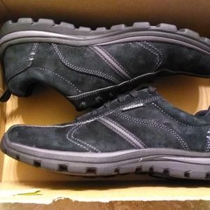 Men's Sketchers Black Suede Abrasive (Size 10)